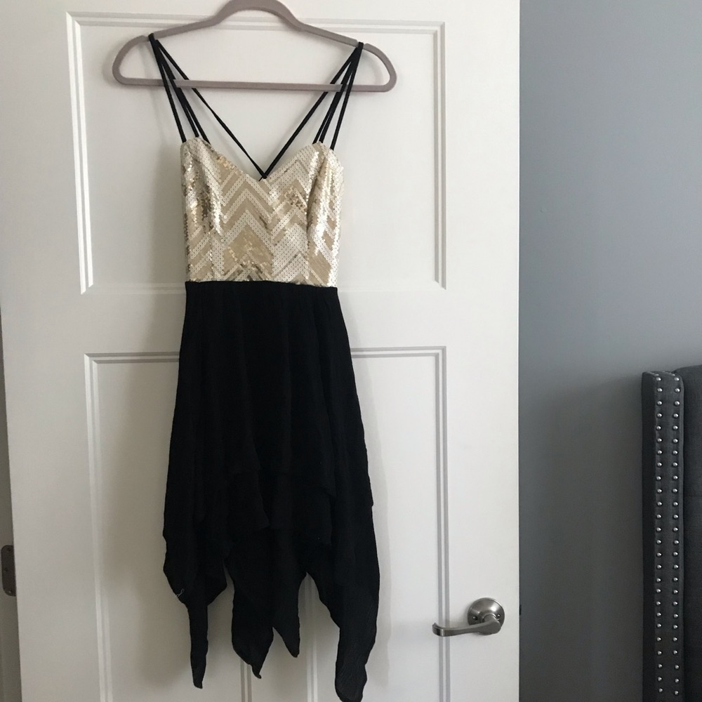 Cocktail dress sparkly top - never worn